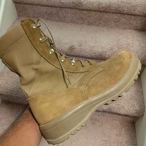 Belleville 8.5W military boot